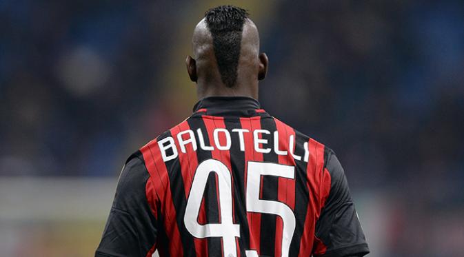 Mario Balotelli disebut-sebut akan kembali membela AC Milan (101 Great Goals)