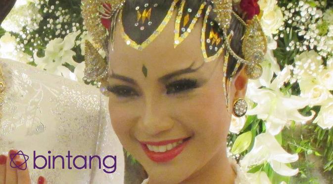 Chacha dan Dico Ganindito akan akan bulan madu ke Jepang dan China. (Ruswanto/Bintang.com)