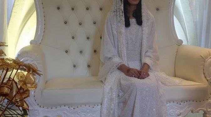 Kirana Larasati saat di pelaminan (Instagram/@kiranalarasati)