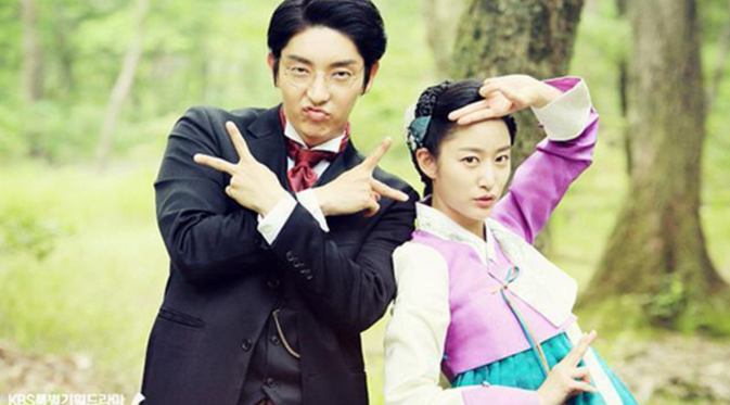 Lee Jun Ki dengan lawan mainnya artis cantik Jeon Hye Bin dalam drama Joseon Gunman
