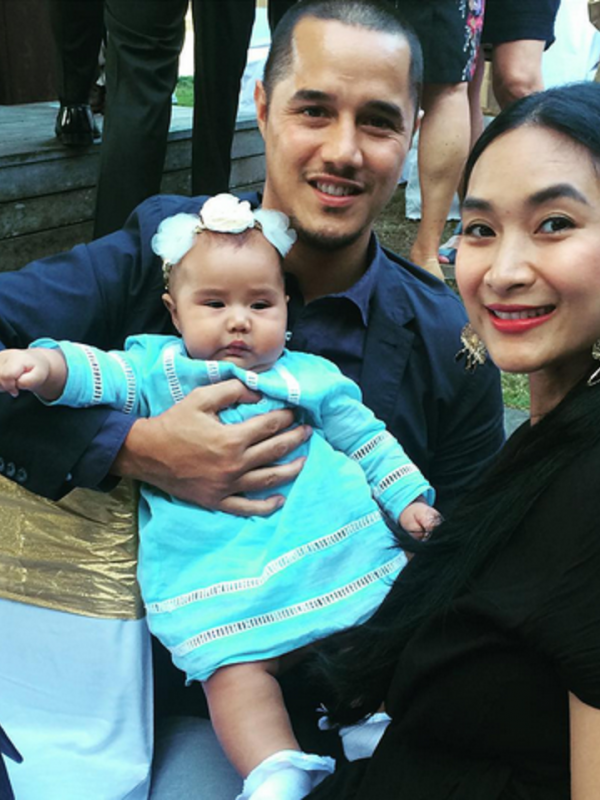 Happy Salma dan keluarga kecilnya. (Instagram @happysalma)