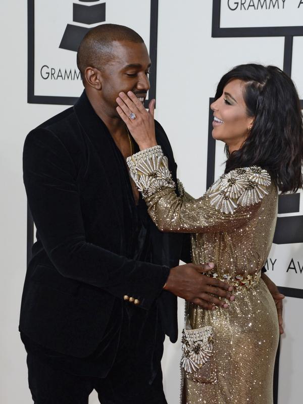 Kim Kardashian dan Kanye West  (Bintang/EPA)