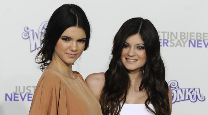 Kylie Jenner dan Kendall Jenner. (Bintang/EPA)