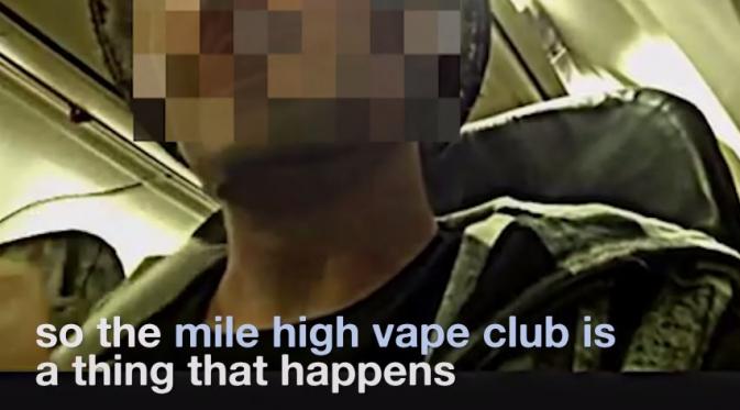 Asap rokok elektrik yang melambung tinggi adalah sesuatu. (Via: youtube.com)