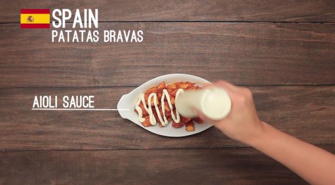 Spanyol - Patatas Bravas (Via: youtube.com)