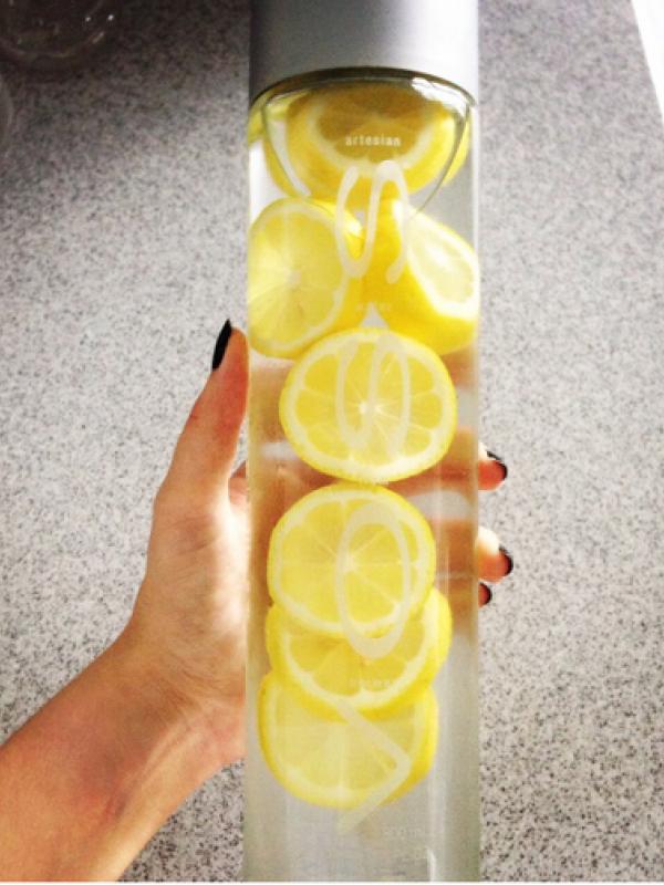8 Alasan Kenapa Lemon Bisa Bikin Kamu Jadi Tambah Cantik. | via: that-hippy-chick.tumblr.com