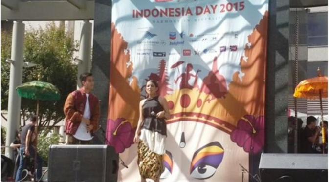 Vidi Aldiano dan Angel Pieters di acara Indonesia Day 2015 di San Francisco, AS. (dok.KJRI San Francisco) 