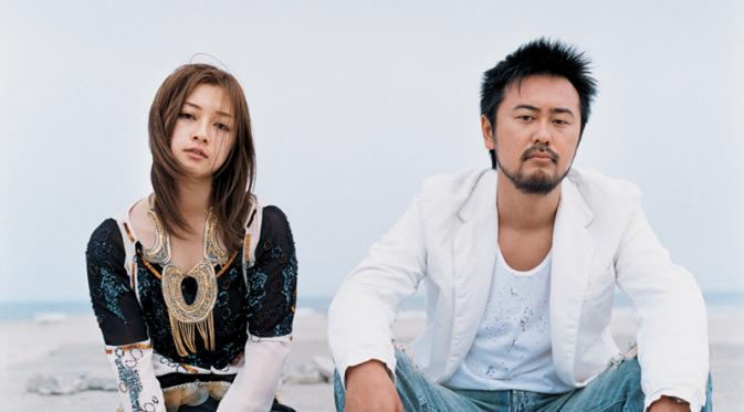 Tomiko Van dan Ryo Owatari dari band Do As Infinity. (officiallyjd.com)