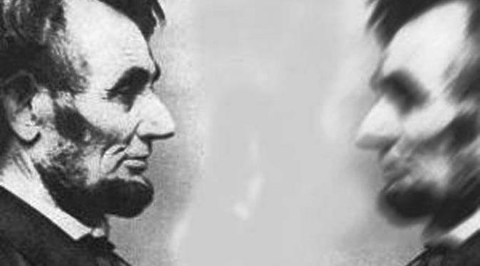Presiden Amerika Serikat Abraham Lincoln disebut pernah mengalami fenomena doppelgaenger (Pinterest)