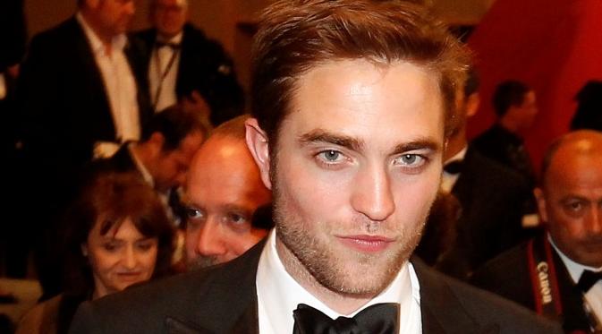  Tiga tahun kedepan, wajah Robert Pattinson akan lebih sering kita lihat di layar lebar. Sederet judul film sudah siap dibintangi olehnya. (Bintang/EPA)