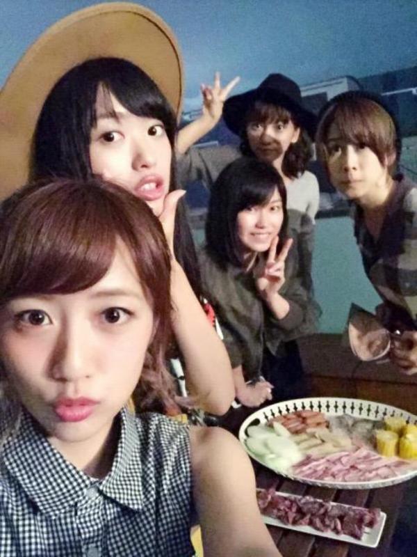 Idol group AKB48. (Twitter/Tokyo Hive)