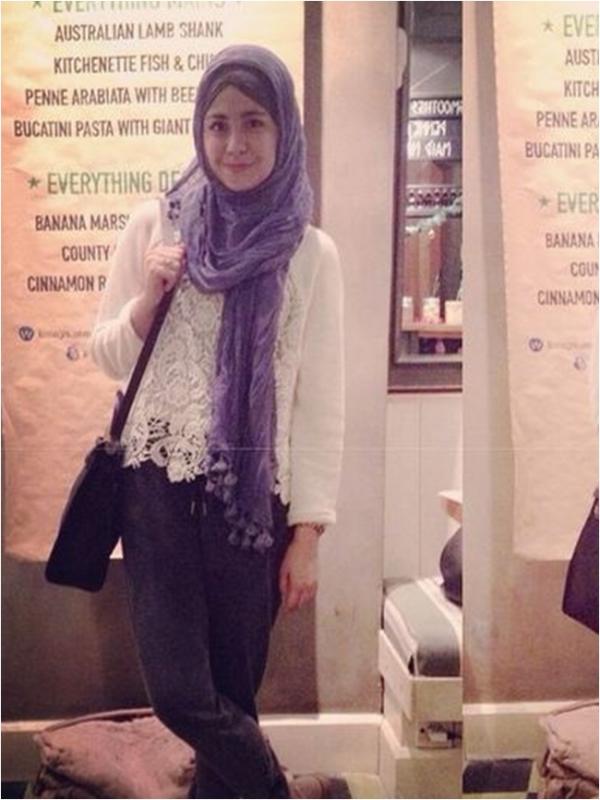 Transformasi hijab Risty Tagor (via Instagram/Risty Tagor)