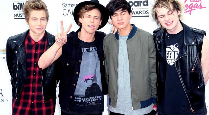 5 Seconds of Summer (NY Post)