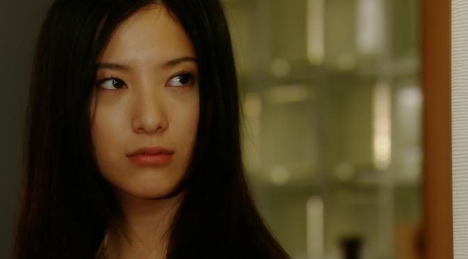 Aktris Yuriko Yoshitaka. (celebrityrepublic.tistory.com)