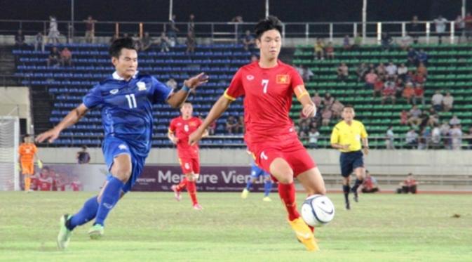 Thailand meraih trofi Piala AFF U-19 keempat setelah mengalahkan Vietnam 6-0 di final Piala AFF U-19 2015. (Aseanfootball.org)
