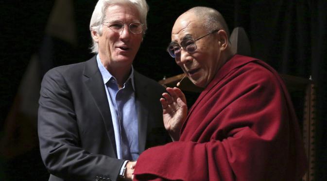 Richard Gere dan pemimpin spiritual Tibet, Dalai Lama