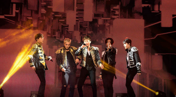 Secara perdana, WINNER menggelar konser di Jepang yang disambut dengan histeria penggemarnya [foto: Korea Star Daily]