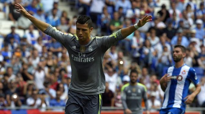 Ronaldo mencetak 5 gol ke gawang Espanyol