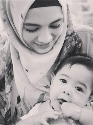 Alyssa Soebandono dan putranya, Muhammad Dirgantara Ariendra Harlino.  (dok. instagram)