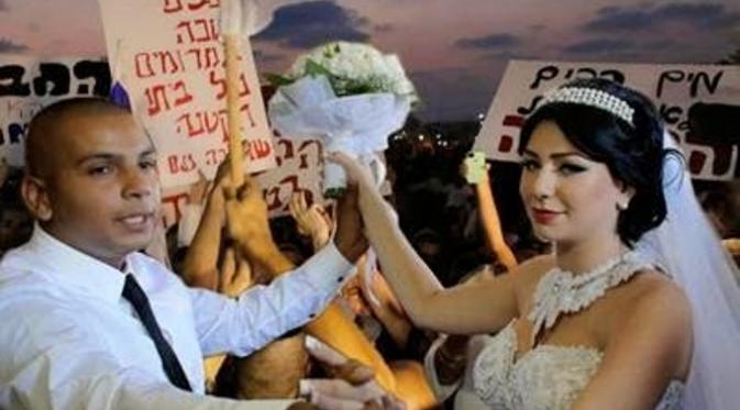 Pernikahan Mahmoud Mansour dan Maral Malka | Via: kaskus.co.id