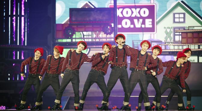 EXO merupakan salah satu boyband bentukn SM Entertainment (Bintang/EPA)