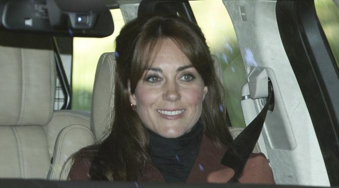 Kate Middleton (via dailymail.co.uk)