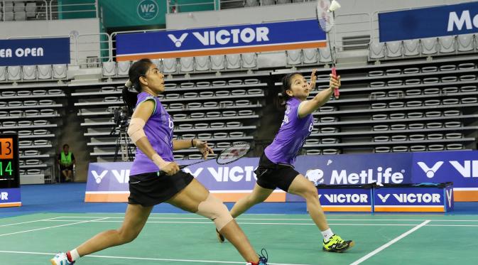 Ganda putri Indonesia Greysia Polii/Nitya Krishinda Maheswari lolos ke semifinal Korea Open Super Series 2015, Jumat (18/9/2015). (Liputan6.com/Humas PP PBSI)