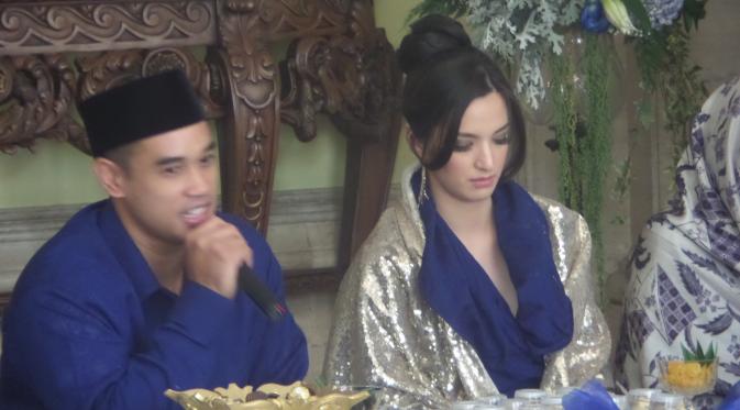 Nia Ramadhani dan Ardiansyah Bakrie. (Muhamad Altaf Jauhar/Bintang.com)