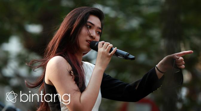 Isyana Sarasvati. (Deki Prayoga/Bintang.com)