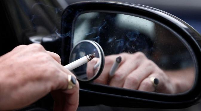 Anak-anak yang terpapar asap rokok di kendaraan takut atau malu meminta perokok untuk berhenti.