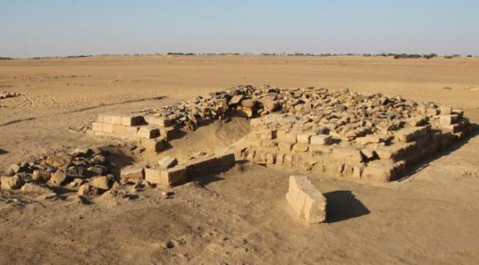 Reruntuhan dari 16 piramida telah ditemukan di sebuah kuburan kuno di Sudan.