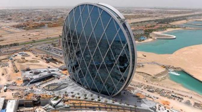 AlDar Headquarters, Abu Dhabi. | via: building.co.uk